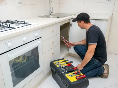 Soluciones locales para apoyo comunitario, producción de eventos, servicios técnicos, asistencia a emprendedores y trabajos generales en Chaitén y alrededores.